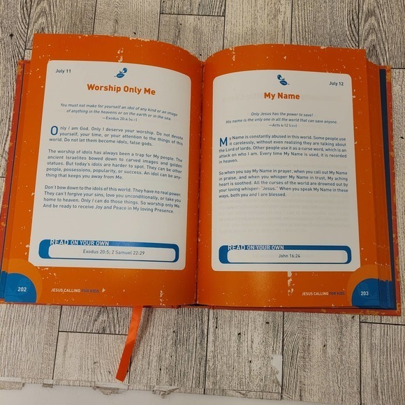 Sarah Young Jesus Calling Set‎ Of 2 Devotionals Hardback Like New - Picture 4 of 8